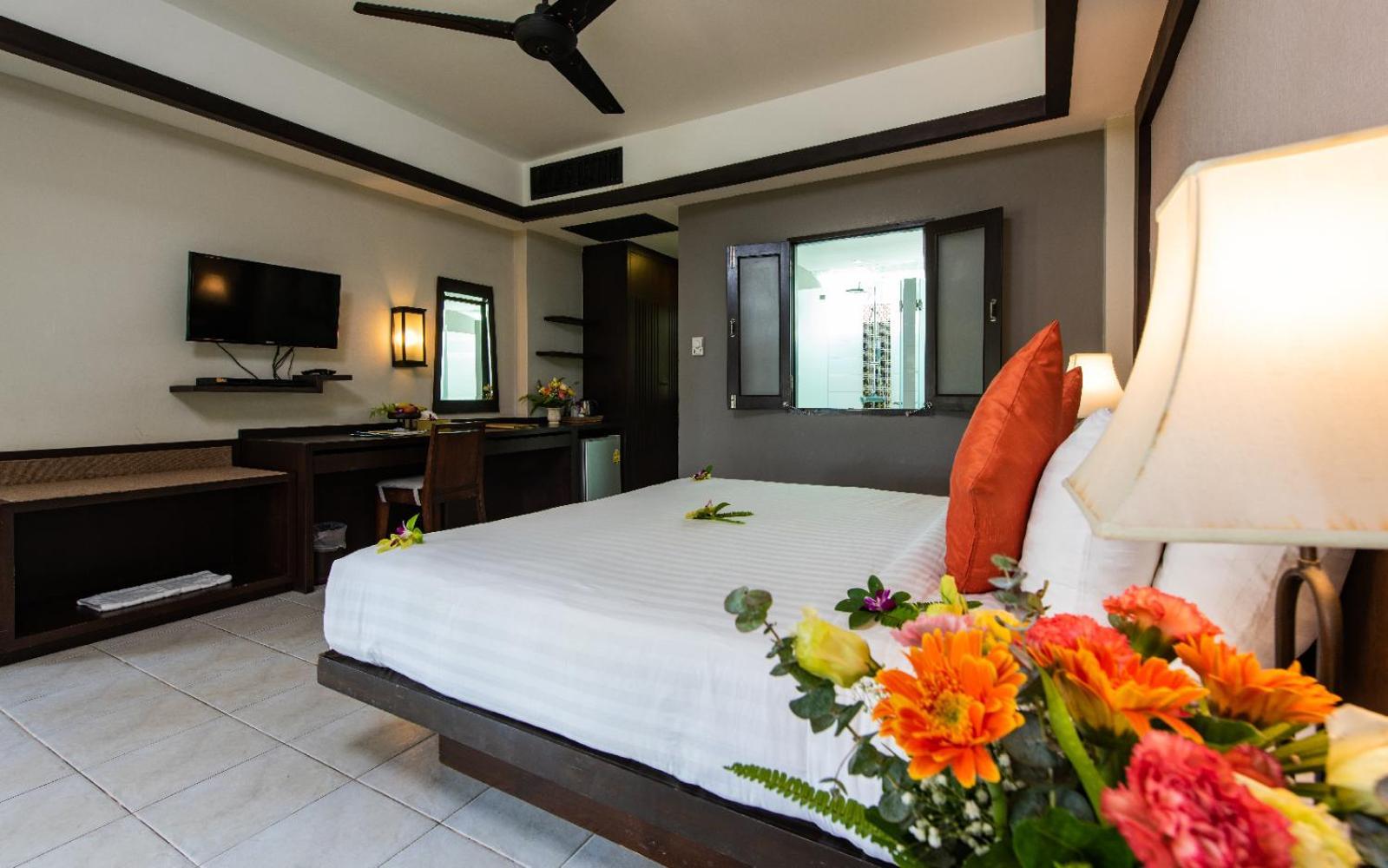 Nang Thong Bay Resort Khao Lak Bagian luar foto