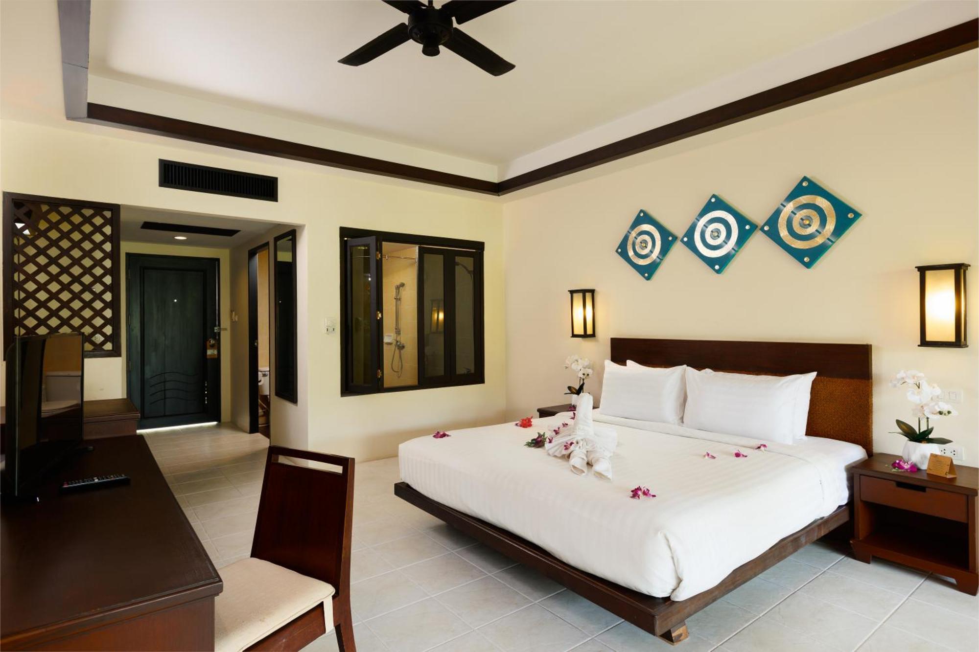 Nang Thong Bay Resort Khao Lak Bagian luar foto
